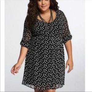 Torrid size 5 diamond dress
